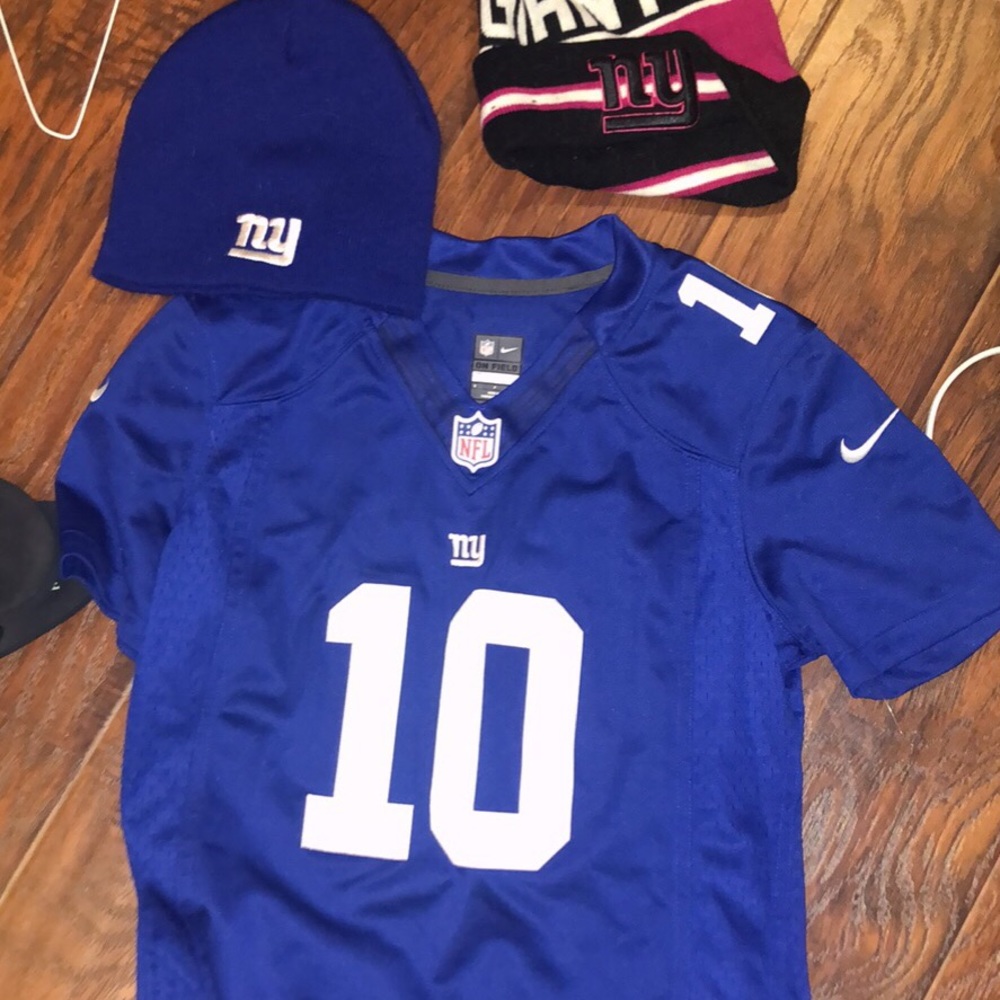 Giants Jersey and Hats